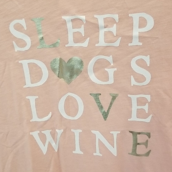 💕PJ SALVAGE💕 Sleep Dog Love Wine Graphic Tee T-Shirt PJ Top Blush Medium NWT - Picture 5 of 9